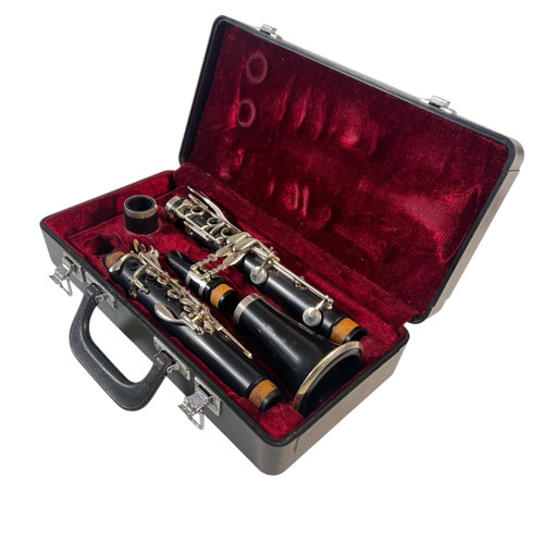 Vist Large View of Product Image Which is Used Jupiter JCL-635 Student Clarinet