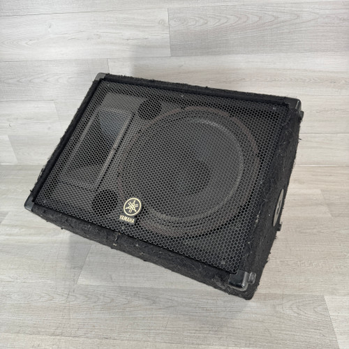 Vist Large View of Product Image Which is Used Yamaha BR15M Passive Speaker Cabinet - Local Pickup Only