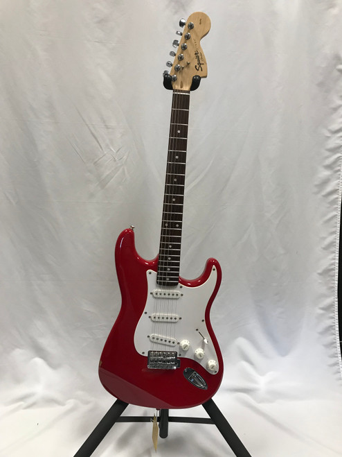 Vist Large View of Product Image Which is Used Squier AFFINITY STRATOCASTER S Type Electric Guitar Red 6-String