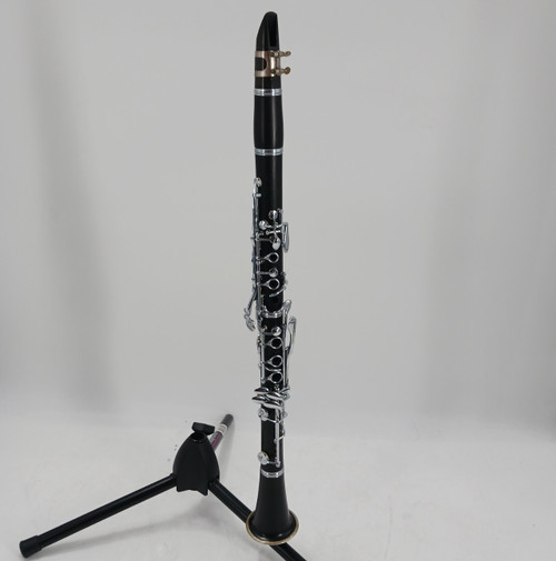 Vist Large View of Product Image Which is Used Selmer SIGNET SOLOIST Wood Clarinet