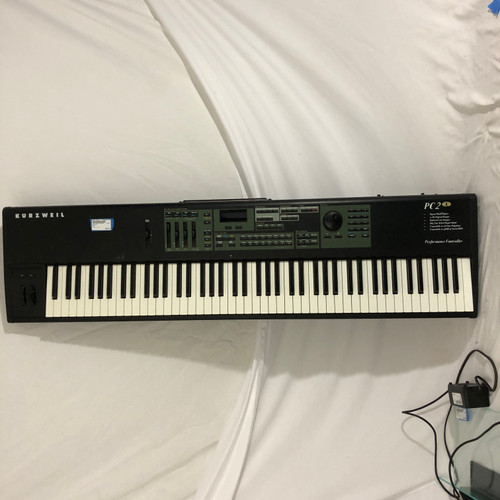 Vist Large View of Product Image Which is Used Kurzweil PC2X 88-Key Keyboard 88-key