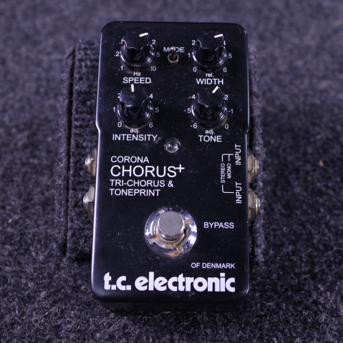 Vist Large View of Product Image Which is Used TC Electronic CORONA CHORUS+ SCF Chorus Pedal