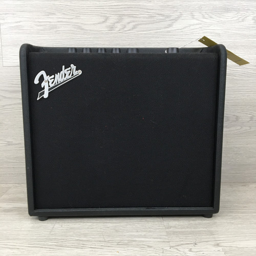Vist Large View of Product Image Which is Used Fender MUSTANG LT25 1 x 8 Solid State Amplifier 1 x 8