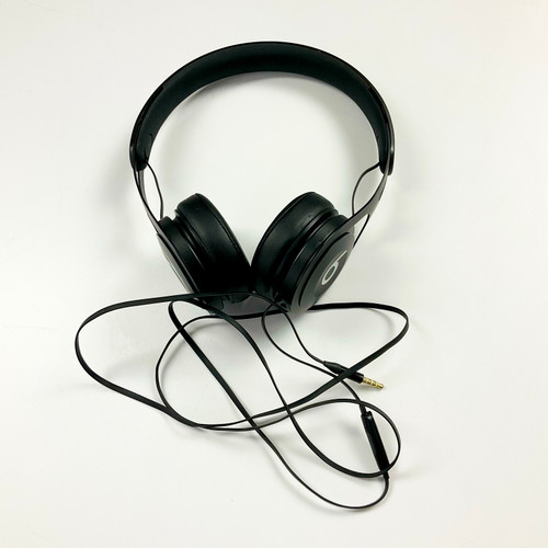 Vist Large View of Product Image Which is Used Beats By Dr Dre Headphones