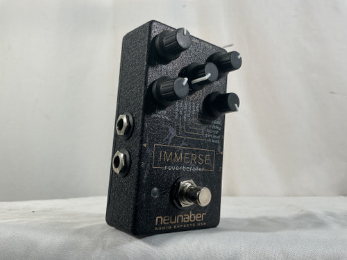 Vist Large View of Product Image Which is Used NEUNABER IMMERSE REVERBERATOR Reverb Pedal