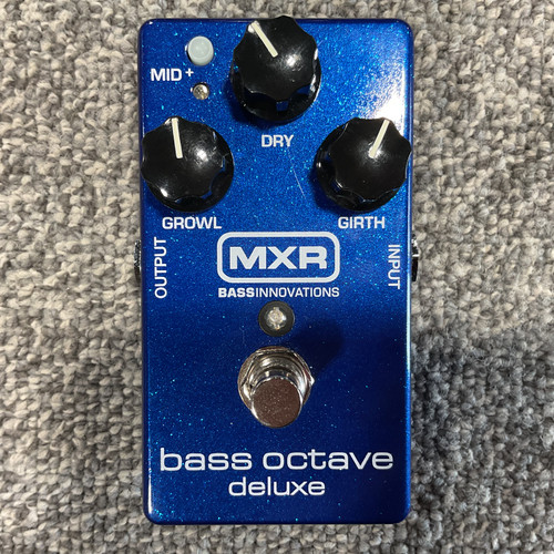 Vist Large View of Product Image Which is Used MXR BASS OCTAVE DELUXE Bass Effects Pedal