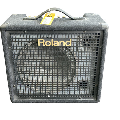 Vist Large View of Product Image Which is Used Roland KC-100 Keyboard Amplifier