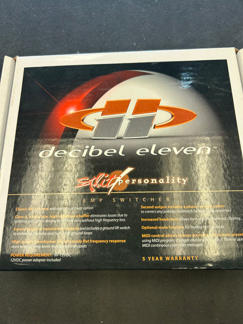 Vist Large View of Product Image Which is Used Decibel Eleven SPLIT PERSONALITY Guitar Effect