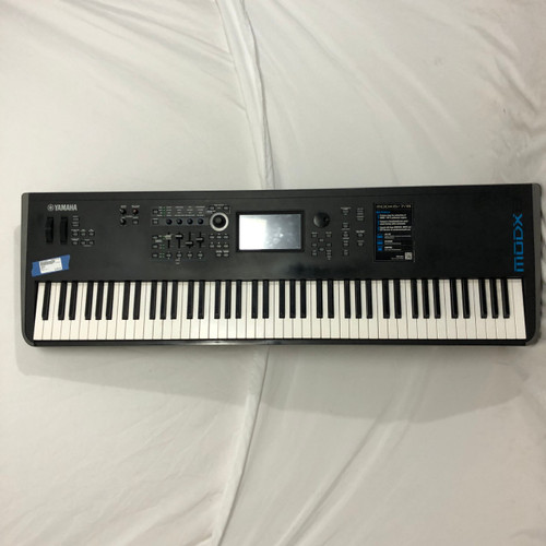 Vist Large View of Product Image Which is Used Yamaha MODX 8 88-Key Keyboard 88-key