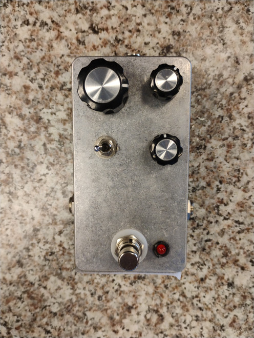 Vist Large View of Product Image Which is Used THROBAK STRANGEMASTER DIY PEDAL Guitar Effect