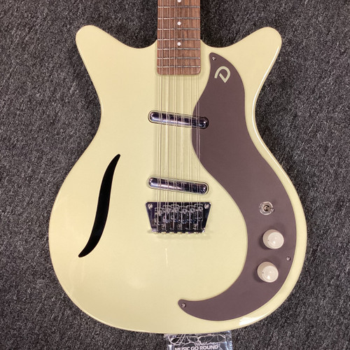 Vist Large View of Product Image Which is Used Danelectro D59V12 12 STRING Electric Guitar White 6-String