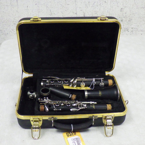 Vist Large View of Product Image Which is Used Selmer 1400 clarinet W/case  