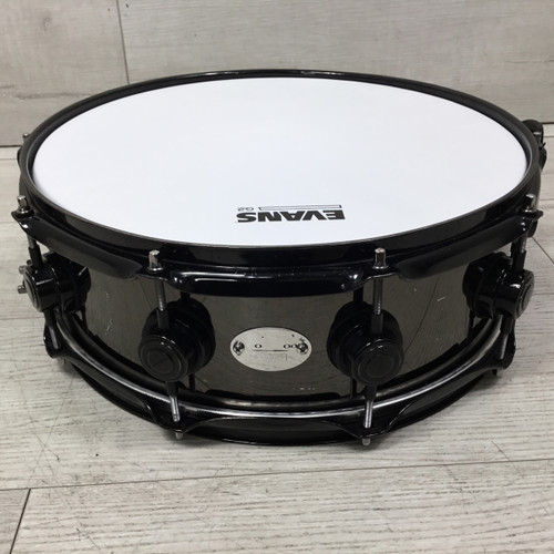 Vist Large View of Product Image Which is Used DW Drum Workshop 5x14 Nickel Over Brass Metal Snare Drum