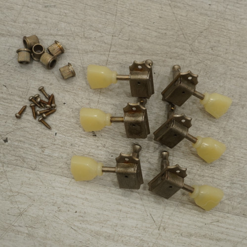 Vist Large View of Product Image Which is Used Kluson Deluxe Tuners