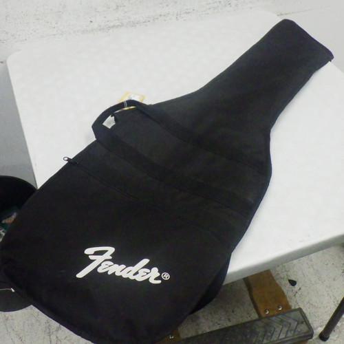 Vist Large View of Product Image Which is Used Fender GIG BAG Guitar Gig Bag