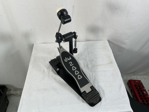 Vist Large View of Product Image Which is Used DW 2000 SINGLE KICK PEDAL Kick Drum Pedal