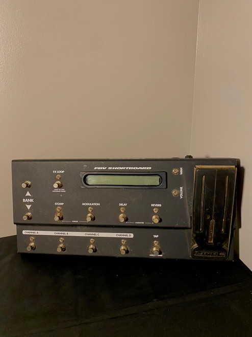 Vist Large View of Product Image Which is Used Line 6 FBV SHORTBOARD CONTROLLER Floorboard Amp Modeling + FX