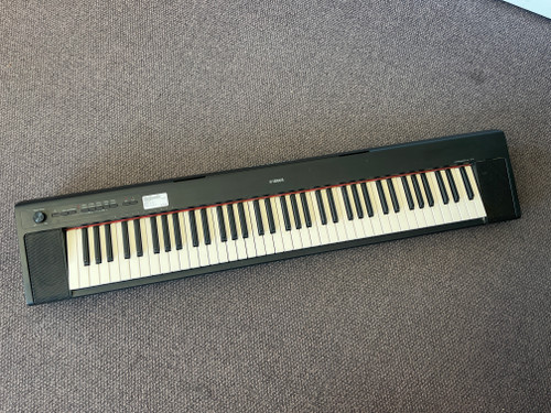 Vist Large View of Product Image Which is Used Yamaha NP-32 NO AC 76-Key Digital Piano 76-key
