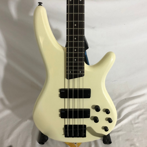 Vist Large View of Product Image Which is Used Ibanez SR300 Bass Guitar White 4-String