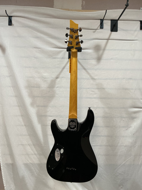 Vist Large View of Product Image Which is Used Schecter OMEN 6 DIAMOND SEIES Double Cut Electric Guitar Black 6-String