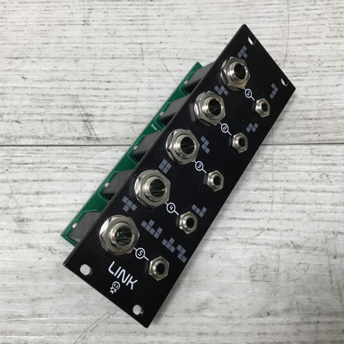 Vist Large View of Product Image Which is Used Erica Synths Link Patch Eurorack