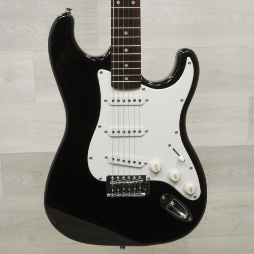 Vist Large View of Product Image Which is Used Fender Starcaster Electric Guitar Black