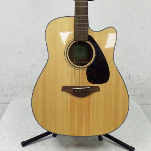 Vist Large View of Product Image Which is Used Yamaha FGX800C Acoustic Guitar Natural