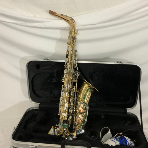 Vist Large View of Product Image Which is Used Selmer AS400 Alto Saxophone