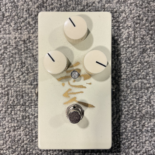 Vist Large View of Product Image Which is Used LOVEPEDAL KANJI ETERNITY Guitar Overdrive Pedal