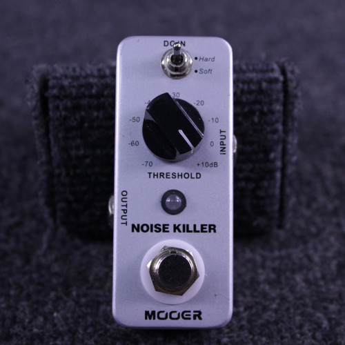 Vist Large View of Product Image Which is Used Mooer NOISE KILLER GATE PEDAL Noise Reduction Pedal