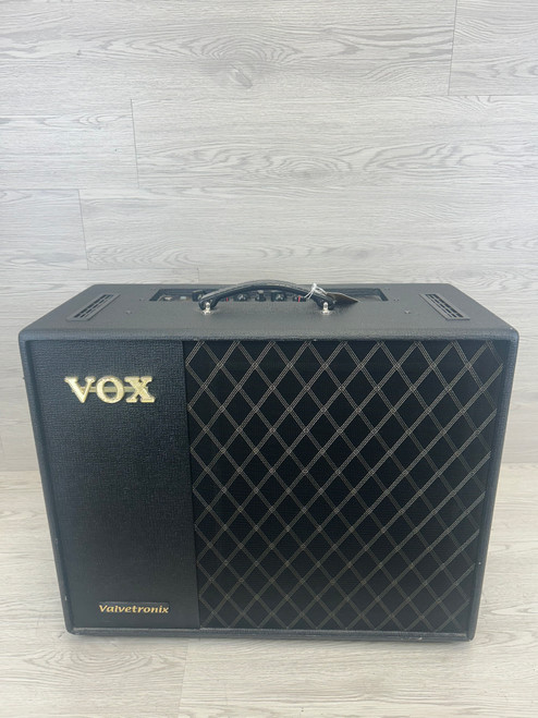 Vist Large View of Product Image Which is Used Vox VT100X MODELING COMBO 1X12 1 x 12 Solid State Amplifier 1 x 12