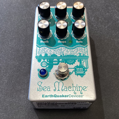 Vist Large View of Product Image Which is Used Earthquaker Devices SEA MACHINE V2 Chorus Pedal