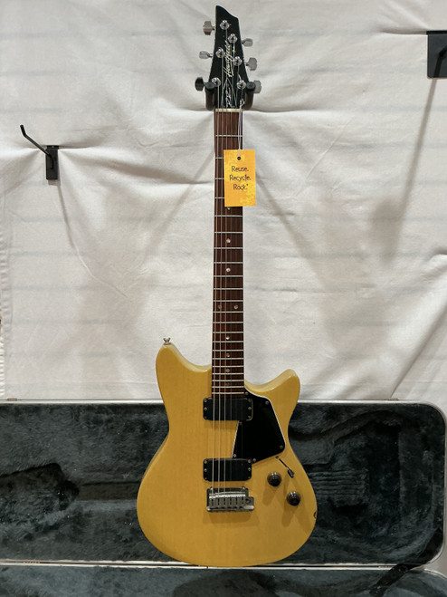 Vist Large View of Product Image Which is Used Fender HEARTSFIELD RR7 MIJ Vintage Double Cutaway Electric Guitar Natural 6-String
