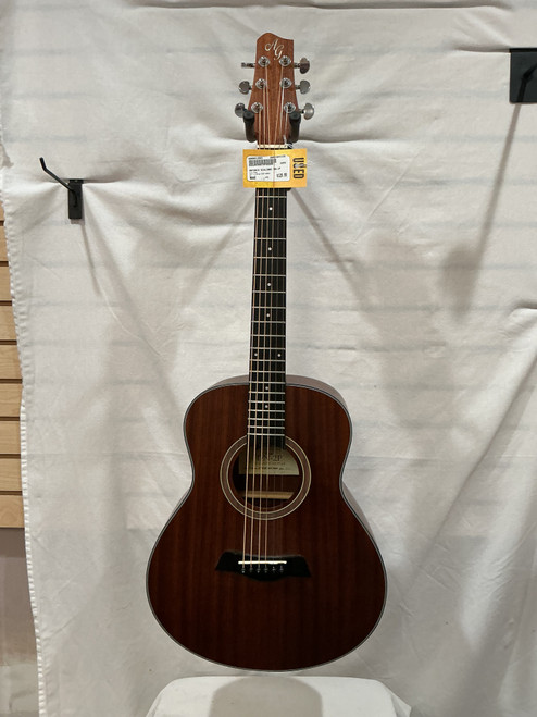 Vist Large View of Product Image Which is Used ANTONIO GIULIANI DN-1P Laminate Top Acoustic Guitar Wood