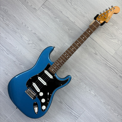 Vist Large View of Product Image Which is Used Squier Classic Vibe '60s Stratocaster Lake Placid Blue 2023