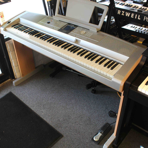 Vist Large View of Product Image Which is Used Yamaha DGX-505 PORTABLE GRAND 88-Key Keyboard 88-key
