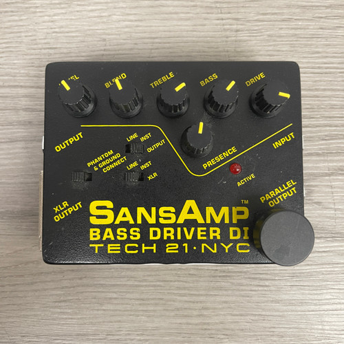 Vist Large View of Product Image Which is Used Tech 21 SANSAMP BASS DRIVER DI Bass Pre-Amp Pedal