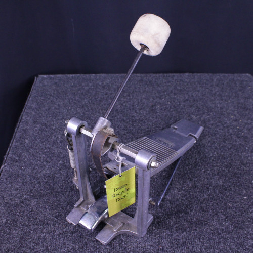 Vist Large View of Product Image Which is Used Yamaha PROFESSIONAL SINGLE KICK PEDAL Kick Drum Pedal