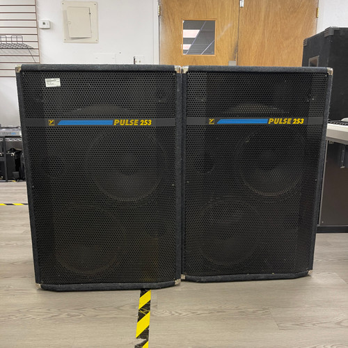 Vist Large View of Product Image Which is Used Yorkville PULSE 253 PAIR Passive Full Range Speaker Cabinet
