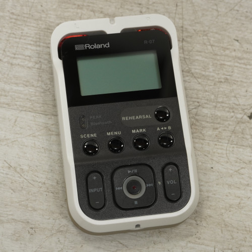 Vist Large View of Product Image Which is Used Roland R-07 Compact Recording Device