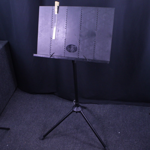 Vist Large View of Product Image Which is Used Peak MUSIC STAND PRO W/BAG Band Instrument Stand