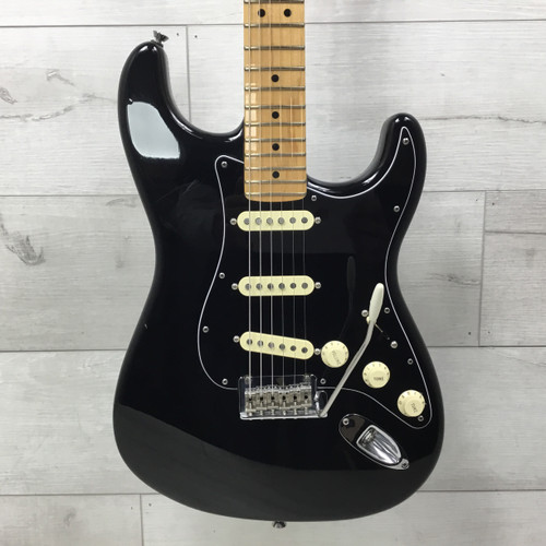 Vist Large View of Product Image Which is Used 2007 Fender American Standard Stratocaster with Texas Specials