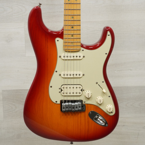 Vist Large View of Product Image Which is Used Fender American Deluxe Fat Strat Electric Guitar Sunburst