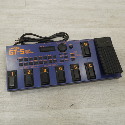 Vist Large View of Product Image Which is Used Boss GT-5 Floorboard Effect