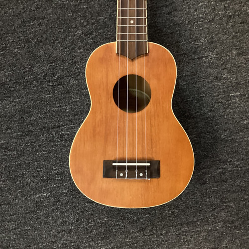 Vist Large View of Product Image Which is Used Mitchell MU-70 Ukulele Other