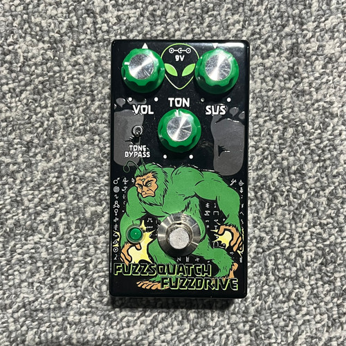 Vist Large View of Product Image Which is Used INTERSTELLAR AUDIO MACHINES FUZZSQUATCH FUZZDRIVE Guitar Fuzz Pedal