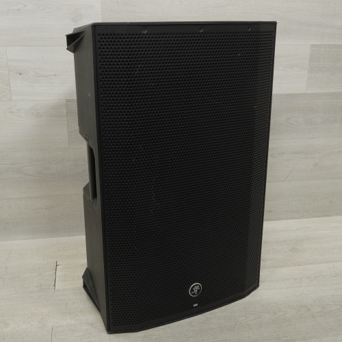 Vist Large View of Product Image Which is Used Mackie Thump 15a Powered Full Range Speaker Cabinet - Local Pickup Only