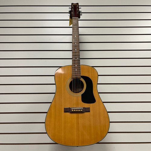 Vist Large View of Product Image Which is Used Washburn D-10N Solid Top Acoustic Guitar Natural