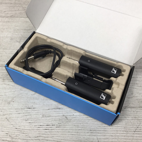 Vist Large View of Product Image Which is Used Sennheiser XSW-D Instrument Base Set Wireless Guitar