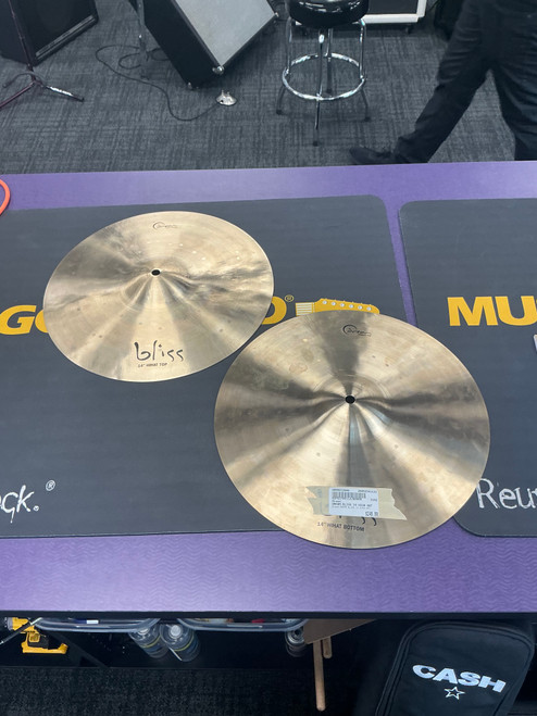 Vist Large View of Product Image Which is Used Dream DREAM BLISS 14 HIGH HAT Hi Hat Cymbals 14"